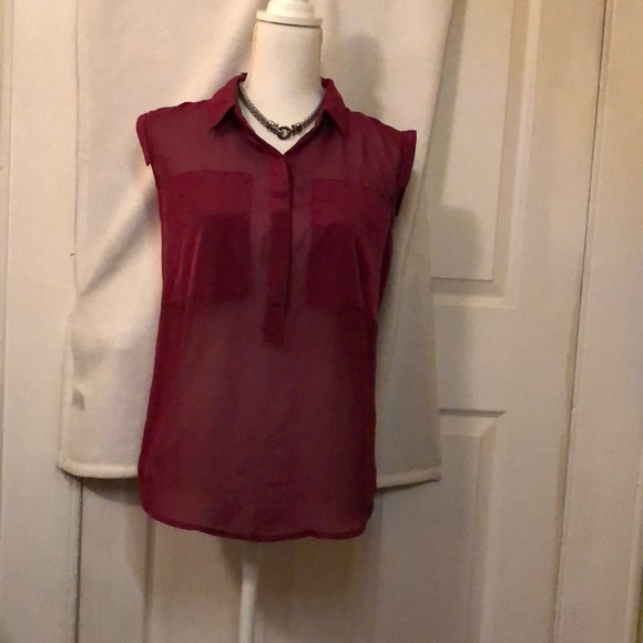 Vera Wang Tops - Vera Wang blouse size M